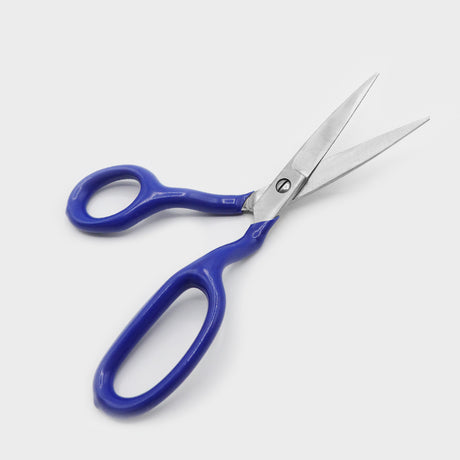 bent-handle-scissor-tufting